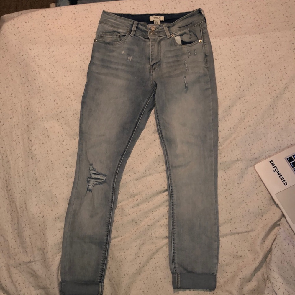 F21 Light Blue Grey Skinny Cuffed Jeans Size 28